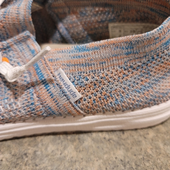 Hey Dude womens knit halo size 8 BWT azure coral - Picture 11 of 12